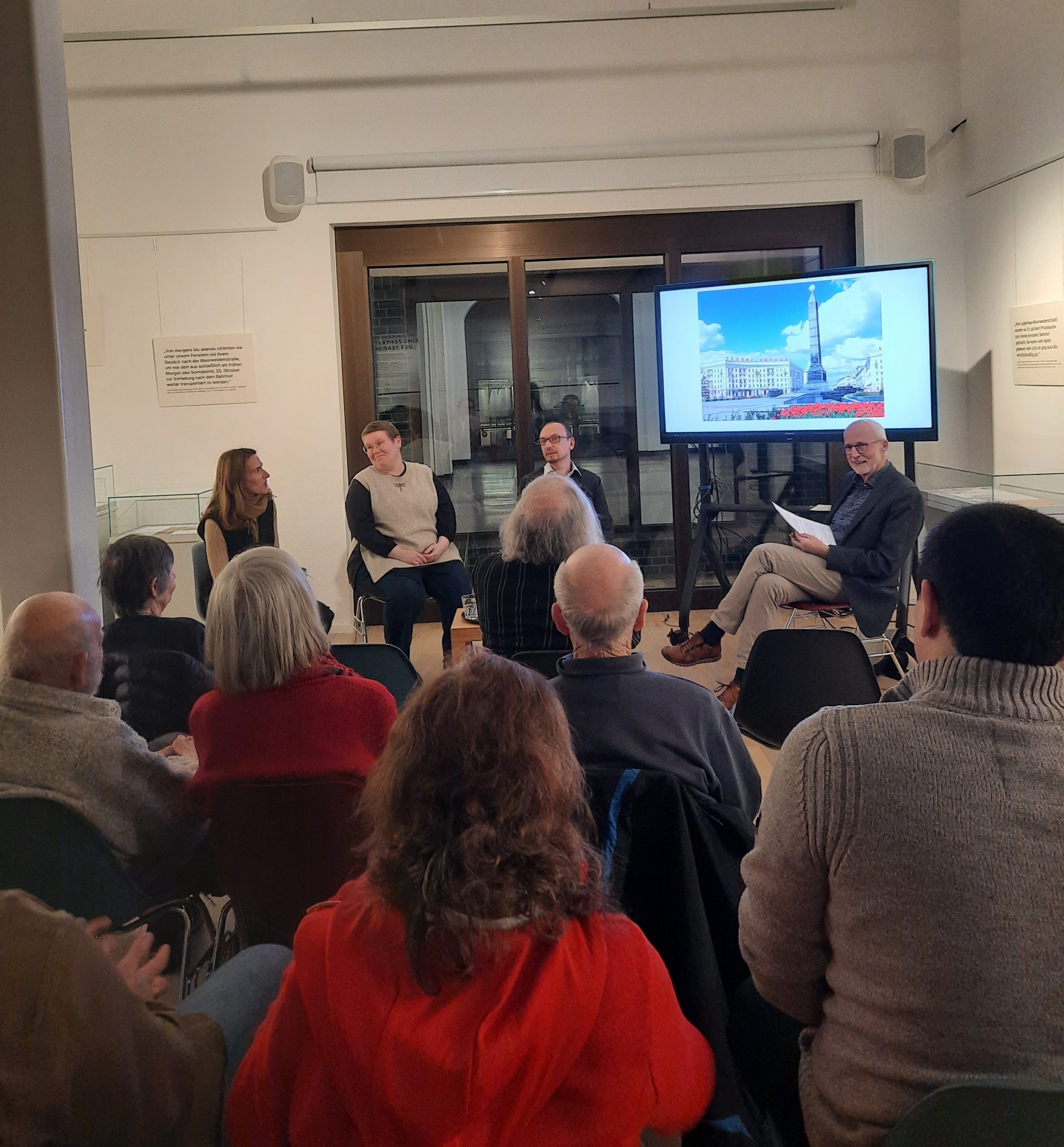 „Ost-West-Erfahrungen“